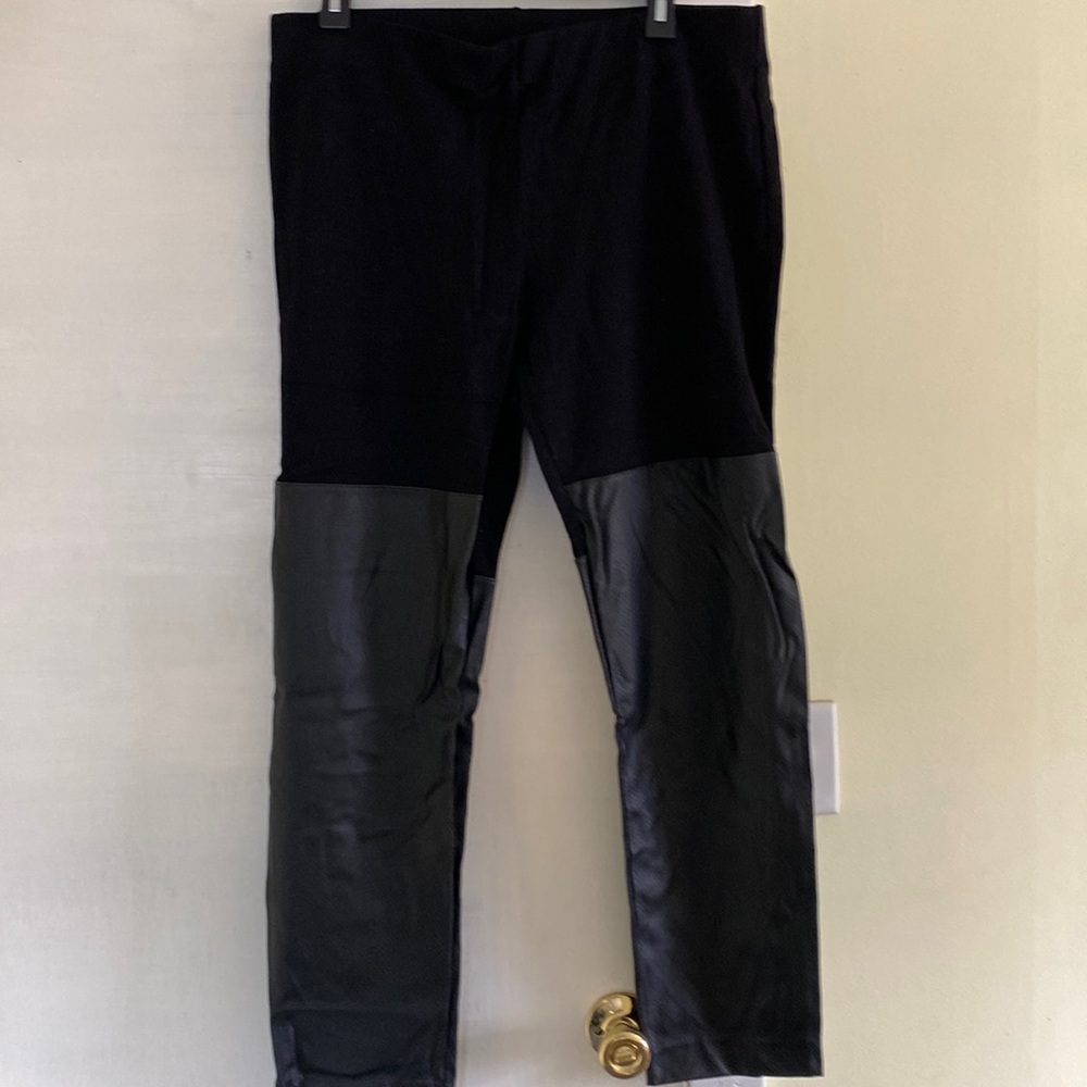 DKNY Black Stretch Leather Like Detail Pants NeverUsed
